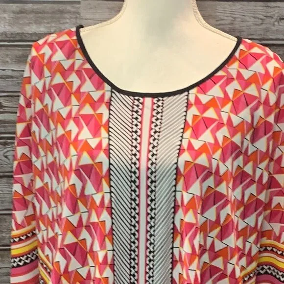 Peter Nygard Missy Pink Dragon Geo Print Poncho Style Top - Picture 3 of 6